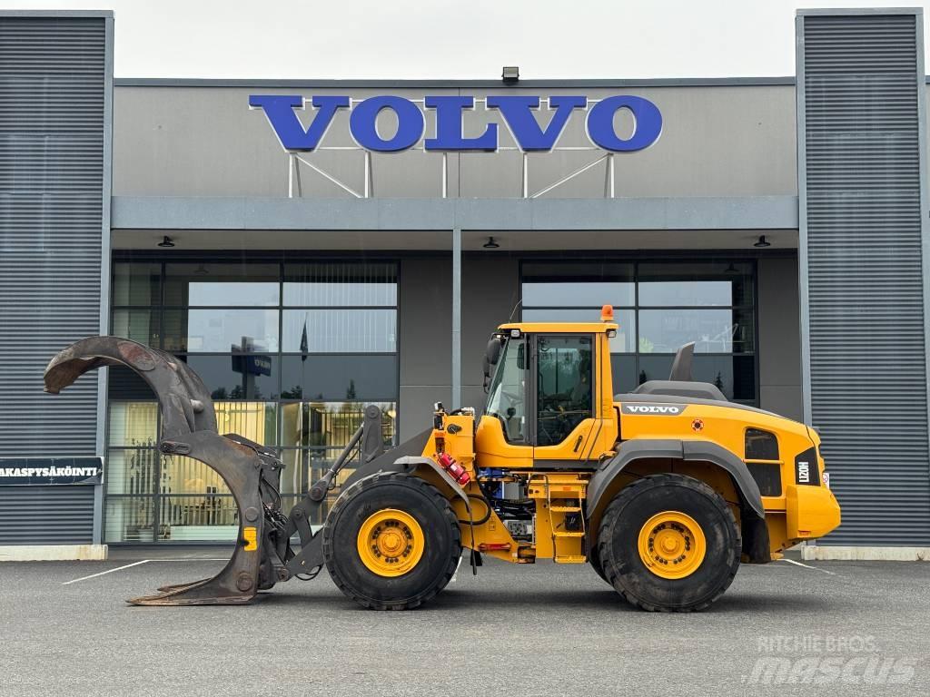 Volvo L 120 H Pale gommate