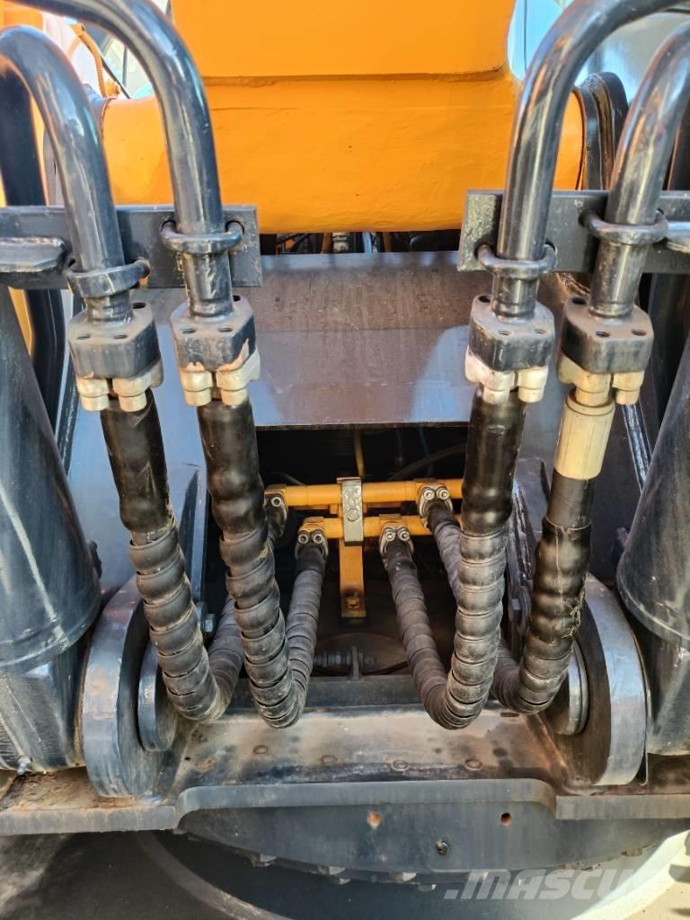 Hyundai R220LC-9S Escavatori cingolati