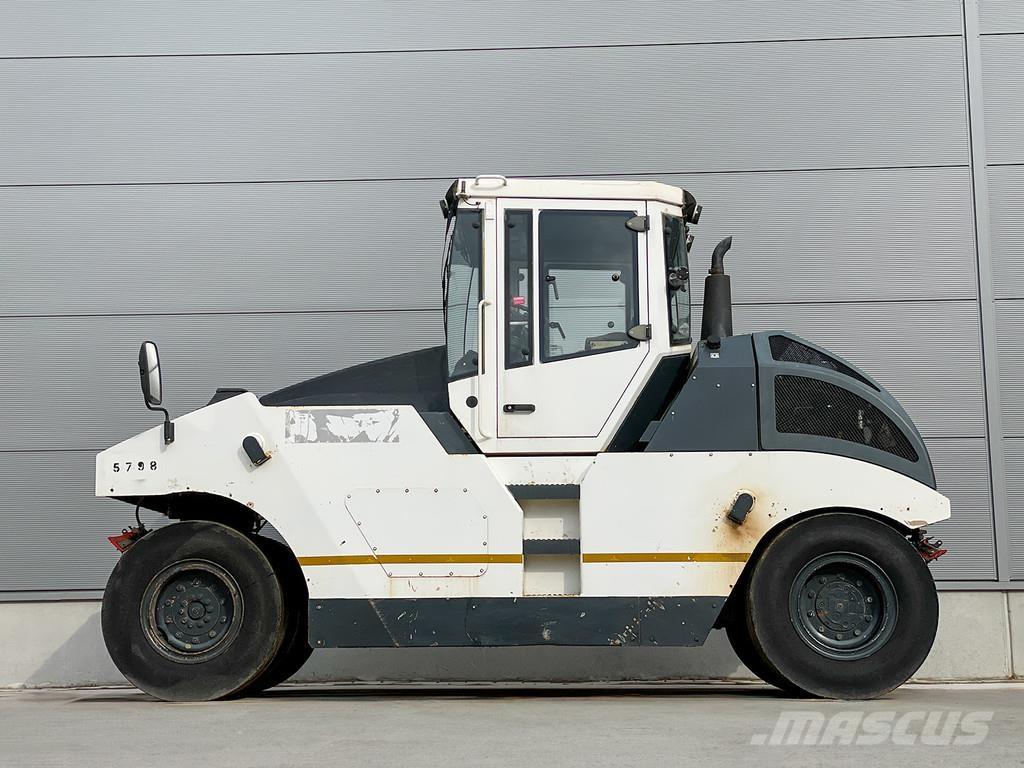 Bomag BW 24 RH Rulli gommati