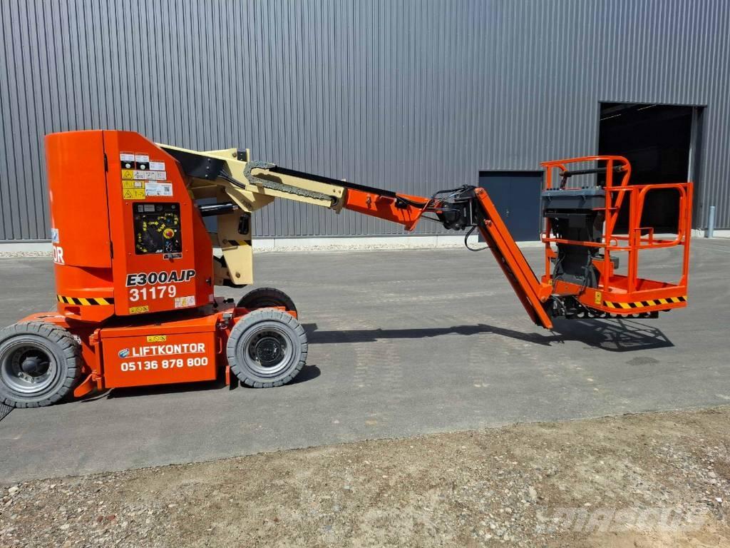 JLG E 300 AJP Piattaforme a braccio articolato