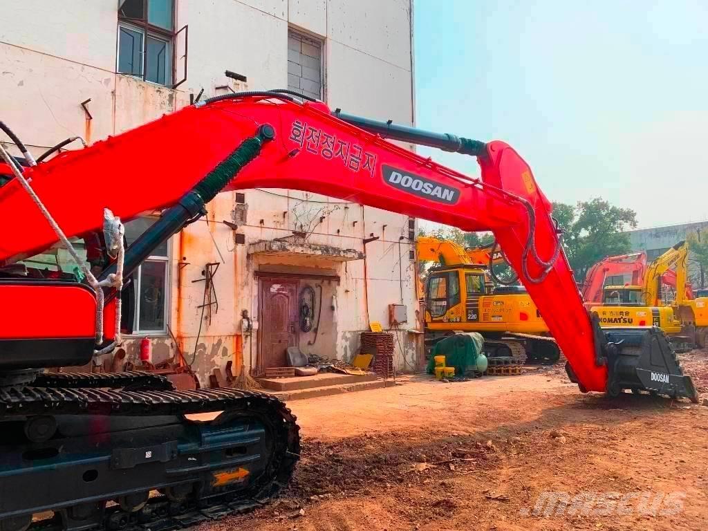 Doosan DX 340 LCA Escavatori cingolati