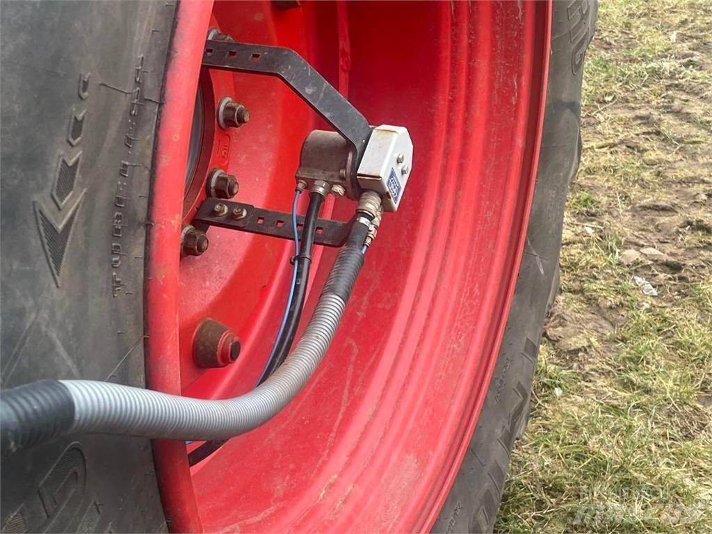 Fendt 724 Vario Trattori