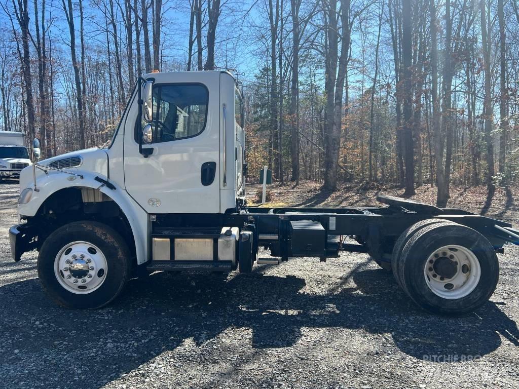 Freightliner M2106 Motrici e Trattori Stradali