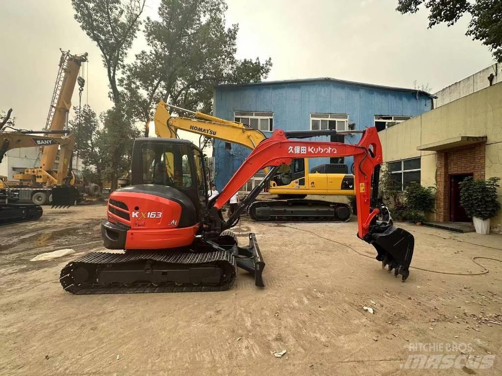 Kubota 163 Escavatori cingolati