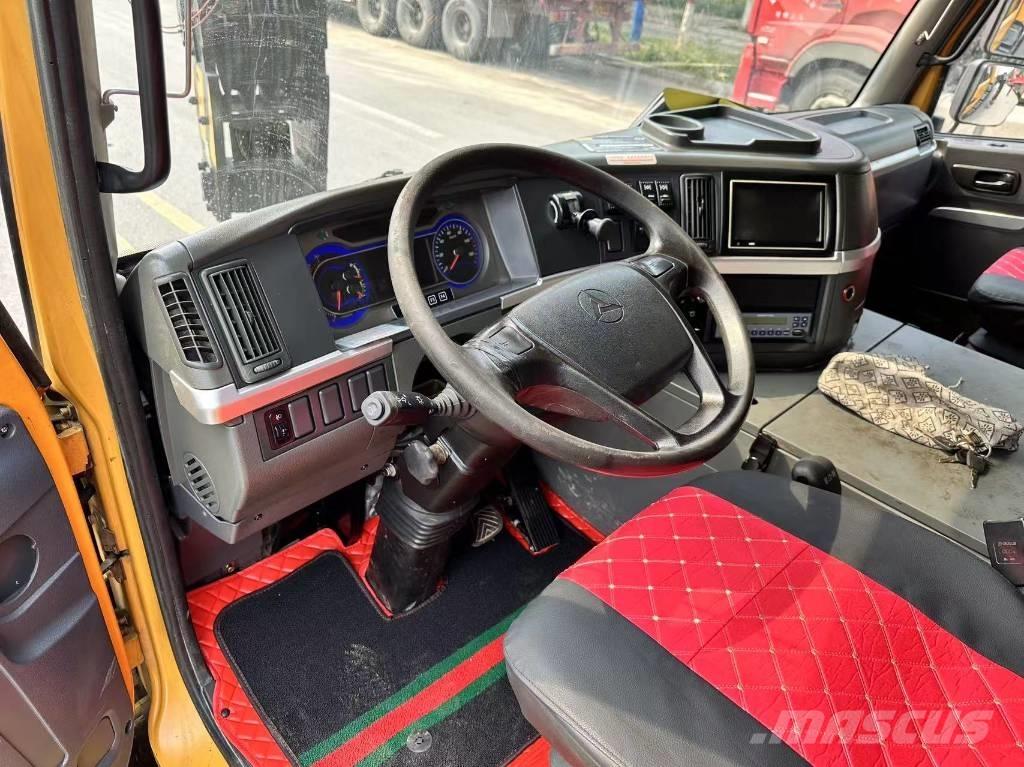 Sany STC1000T Gru per tutti i terreni