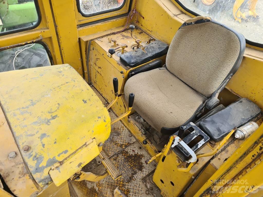 Komatsu D 85-18 Dozer cingolati