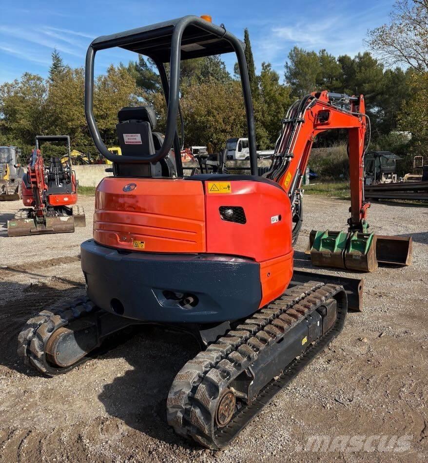 Kubota U 35-3 Miniescavatori