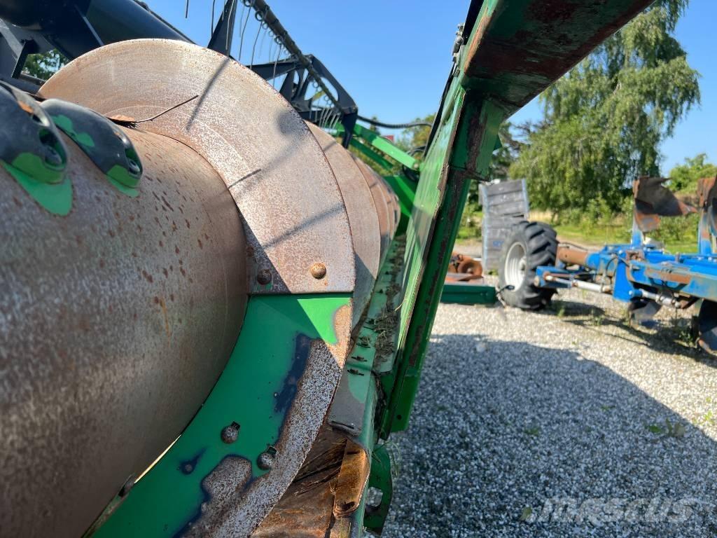 John Deere C 670 I Mietitrebbiatrici