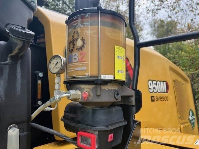 CAT 950M Pale gommate
