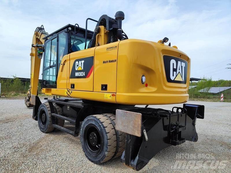 CAT MH3024 Movimentazione rifiuti