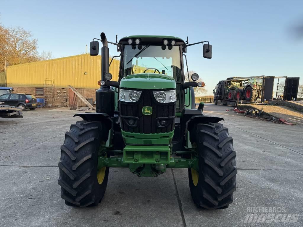John Deere 6135M Trattori