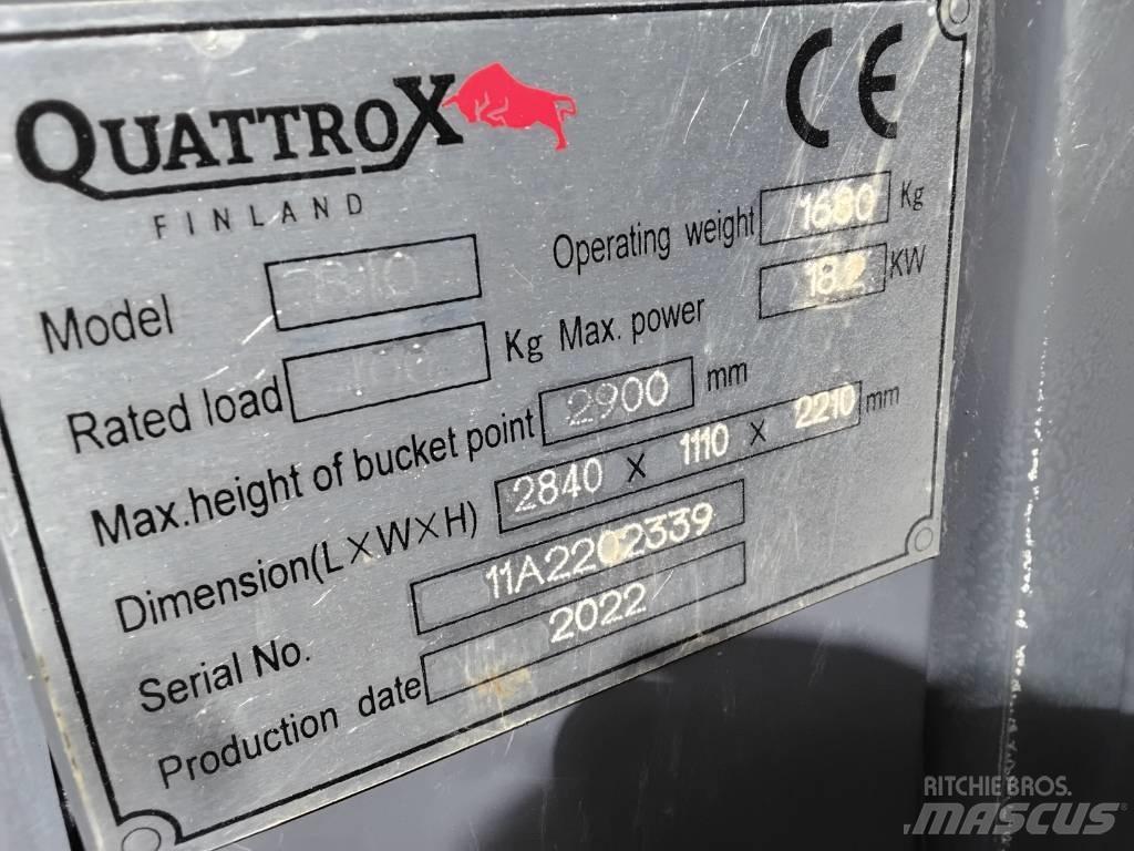 QuattroX 810 Mini pale