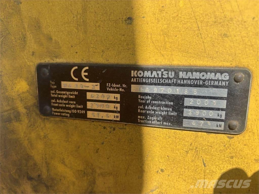 Komatsu WA90-3 Pale multiuso