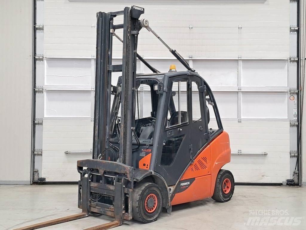 Linde H25D-02 Carrelli elevatori diesel