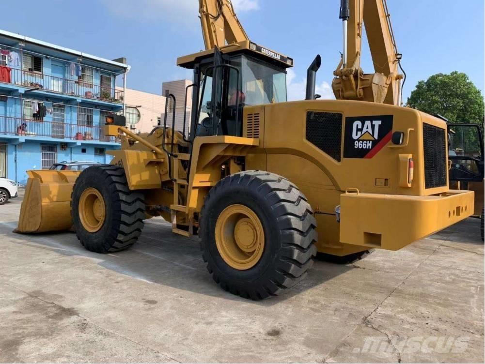 CAT 966H Pale gommate