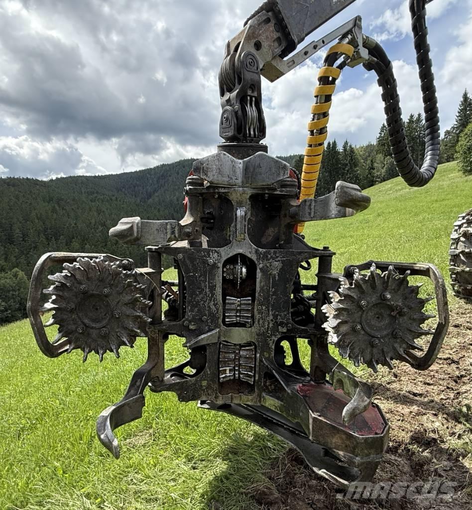 Komatsu 931XC Abbattitrici, Disboscatrici