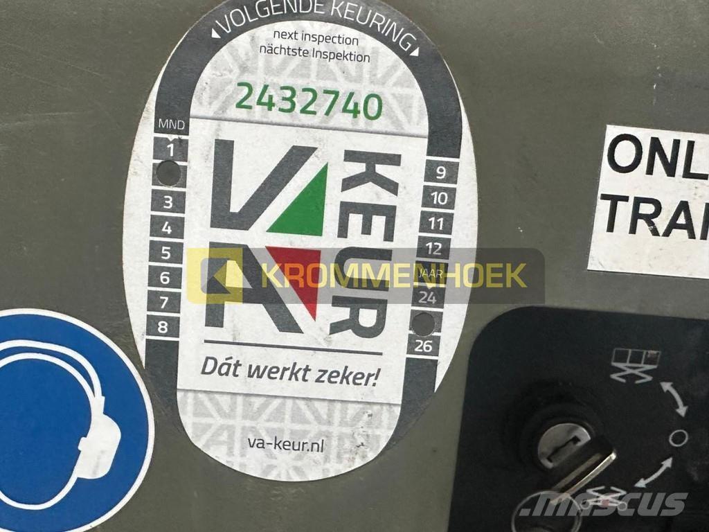 JLG M 3369 Piattaforme a pantografo