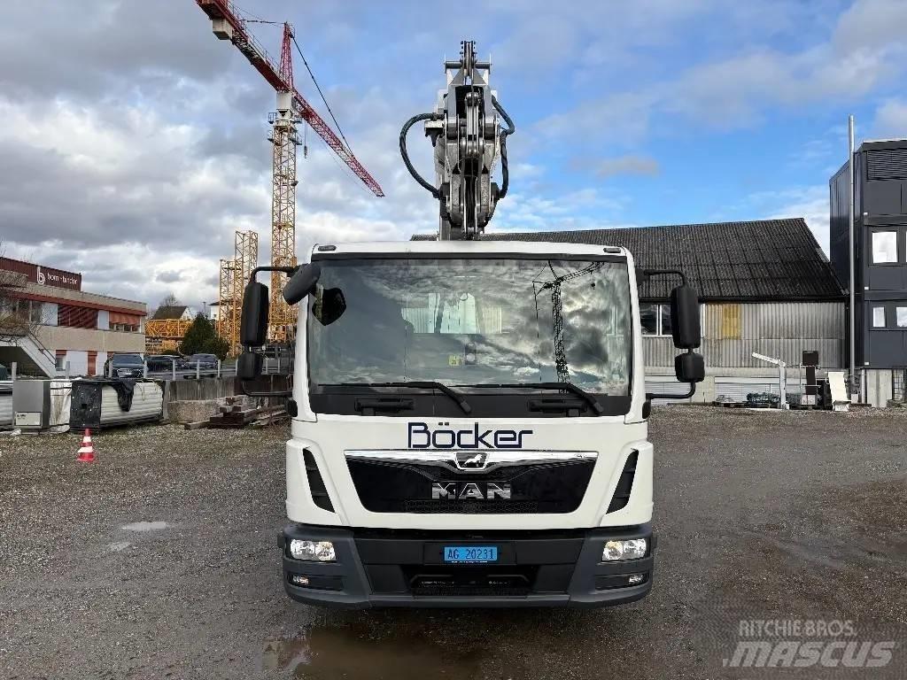 Böcker AK 37/4000 Gru per terreni difficili