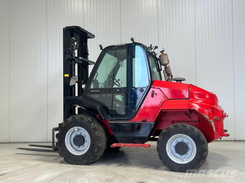 Manitou M30-4 Elevatore per esterni