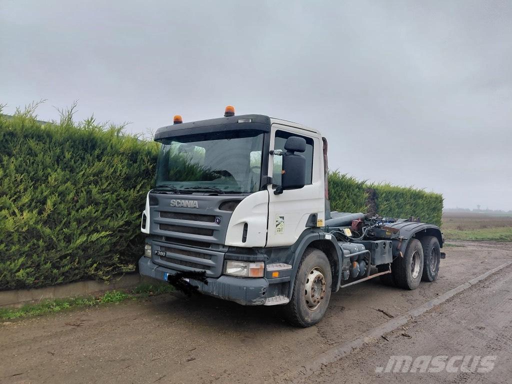 Scania P 380 Camion con gancio di sollevamento