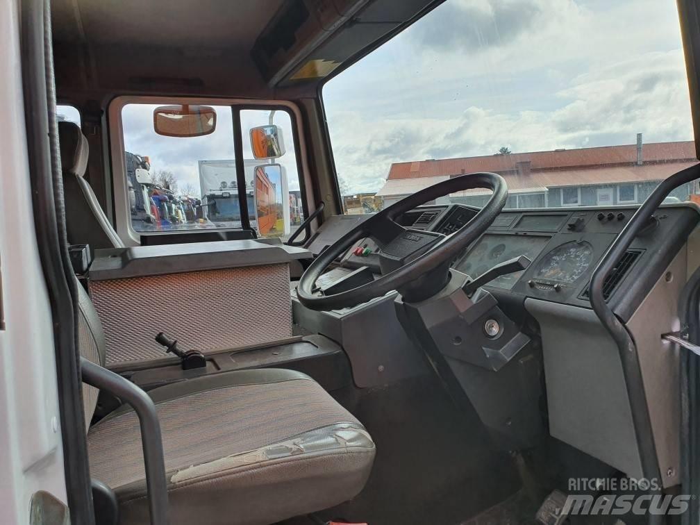 Volvo FE618 Piattaforme aeree su rimorchio