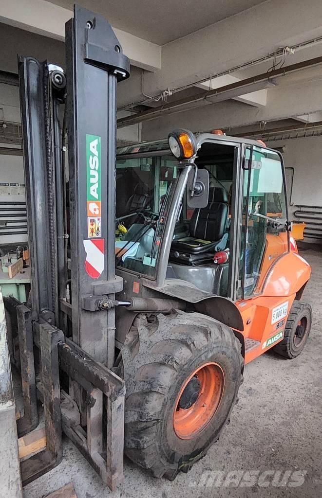 Ausa C 500 H Elevatore per esterni