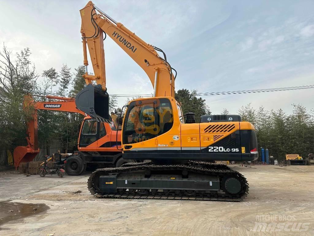 Hyundai R220 Escavatori cingolati