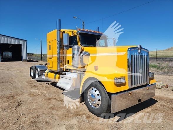 Kenworth W900 Motrici e Trattori Stradali