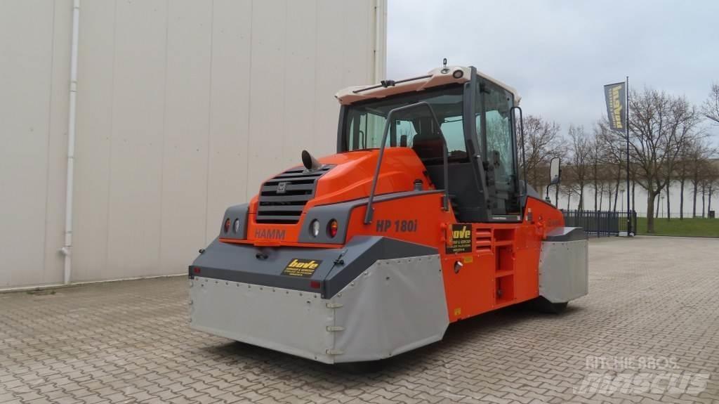 Hamm HP180i Rulli gommati