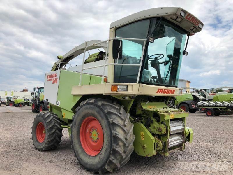 CLAAS JAGUAR 840 Trince semoventi