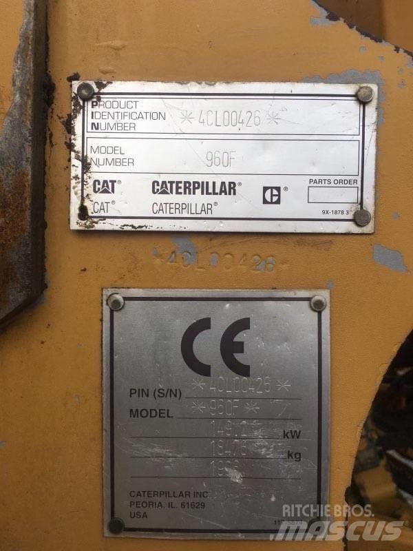 CAT 960 F Pale gommate