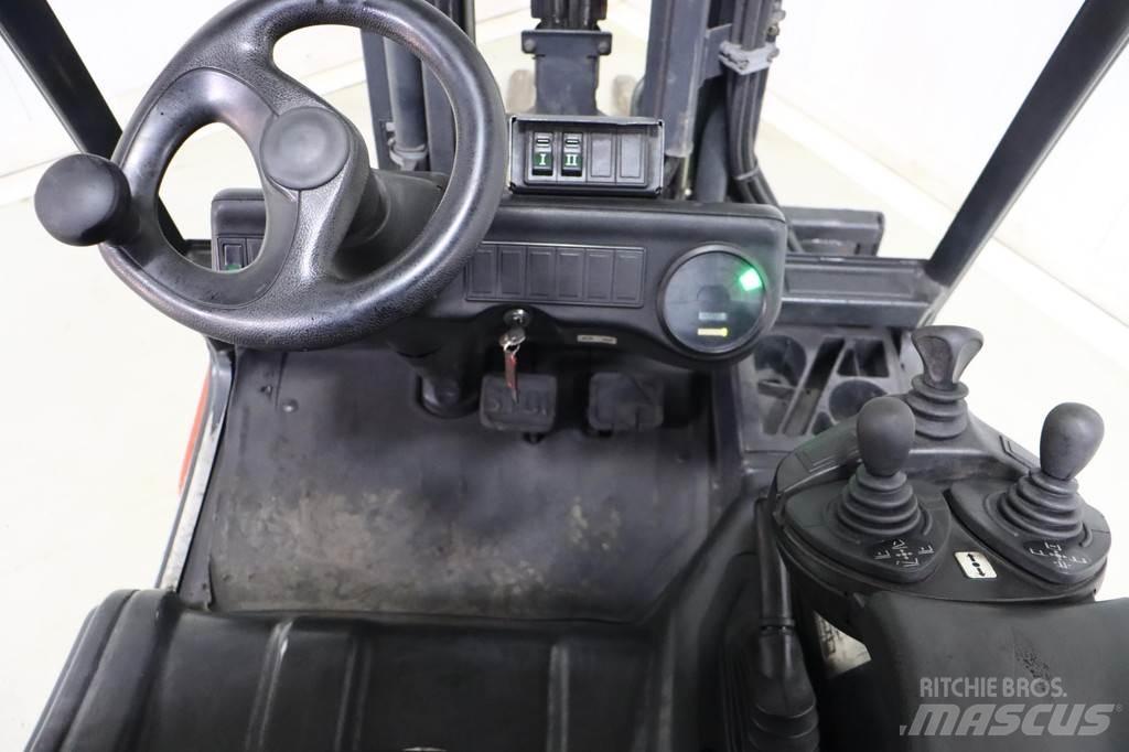 Linde E30-02 Carrelli elevatori elettrici