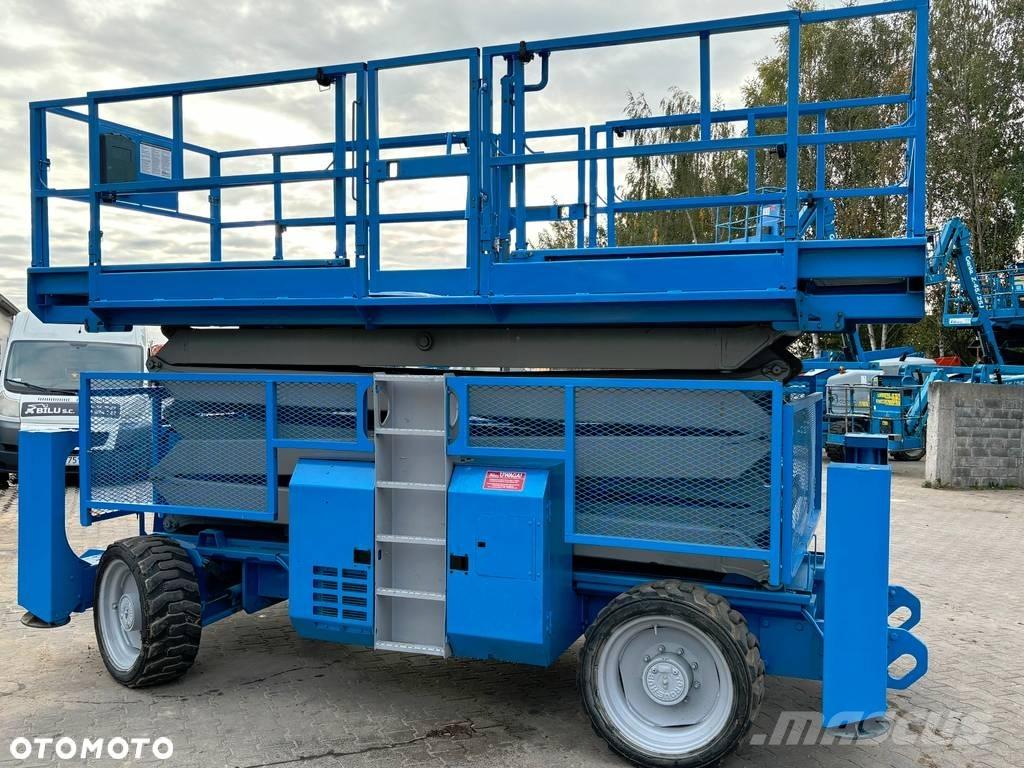 Genie 4390 Piattaforme a pantografo