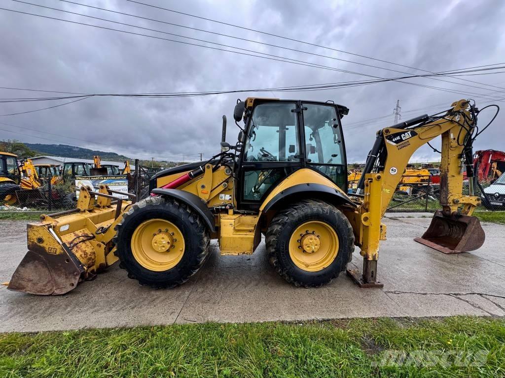 CAT 444 E Terne