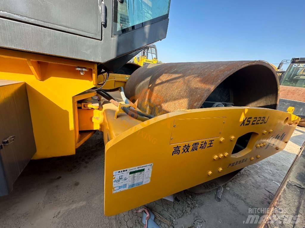 XCMG XS 233J Rulli monotamburo