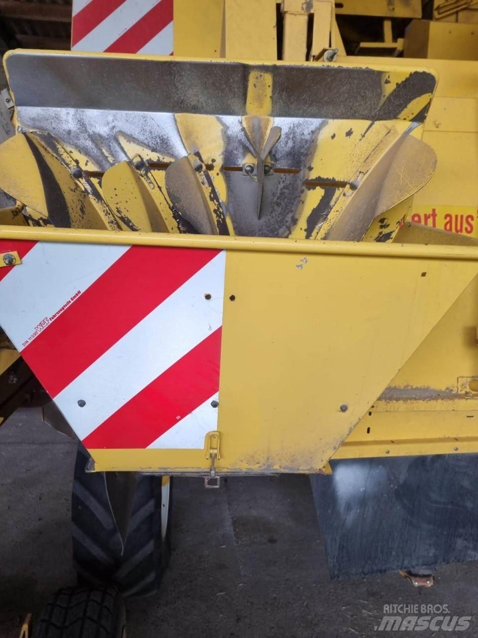 New Holland TF 76 Mietitrebbiatrici