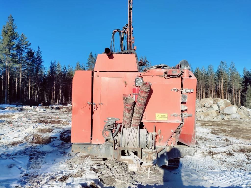 Sandvik DC 560 Perforatrici di superficie