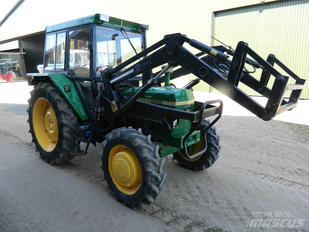 John Deere 2130 Trattori