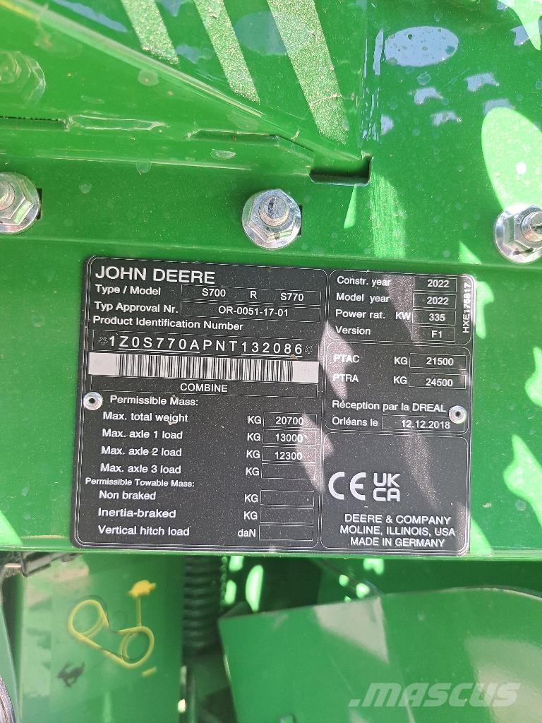 John Deere S 770 Mietitrebbiatrici