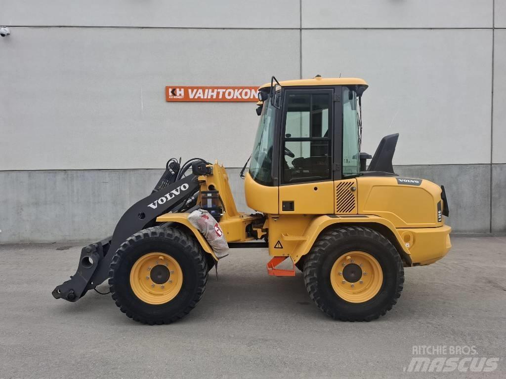 Volvo L 35 GT Pale gommate