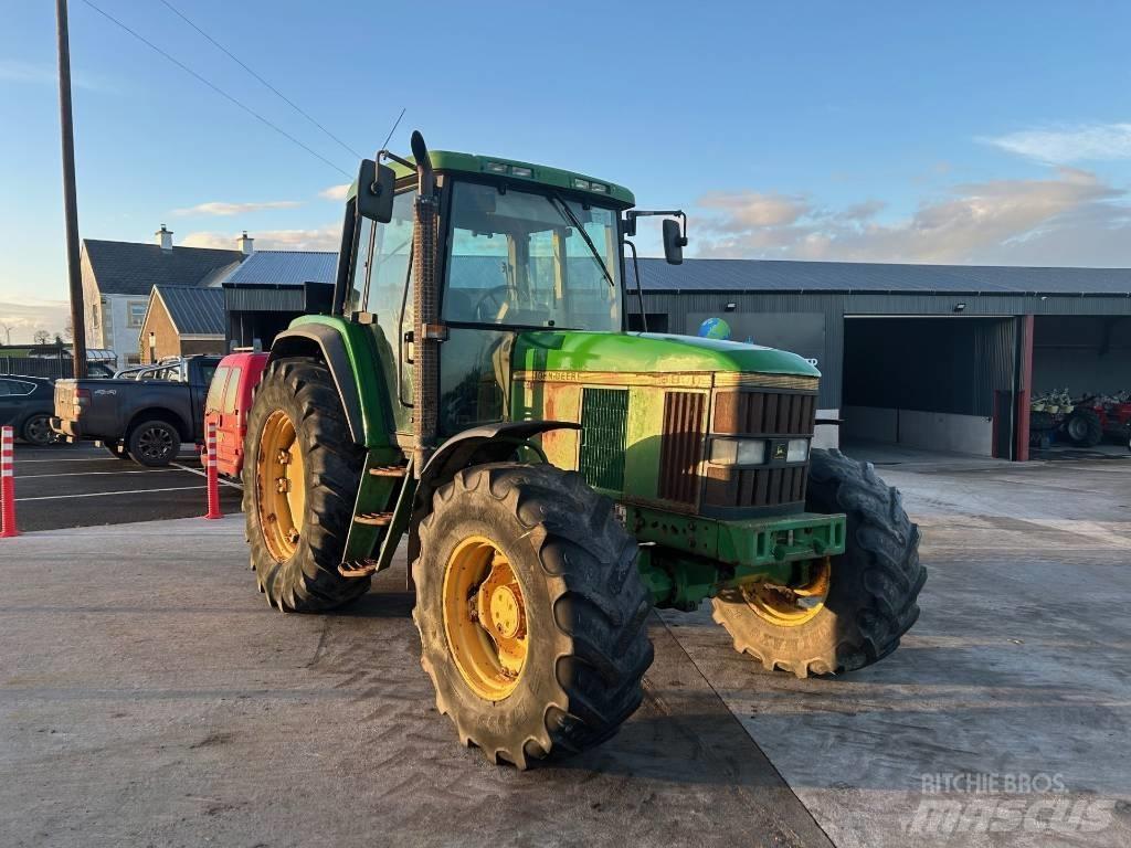 John Deere 6800 Trattori