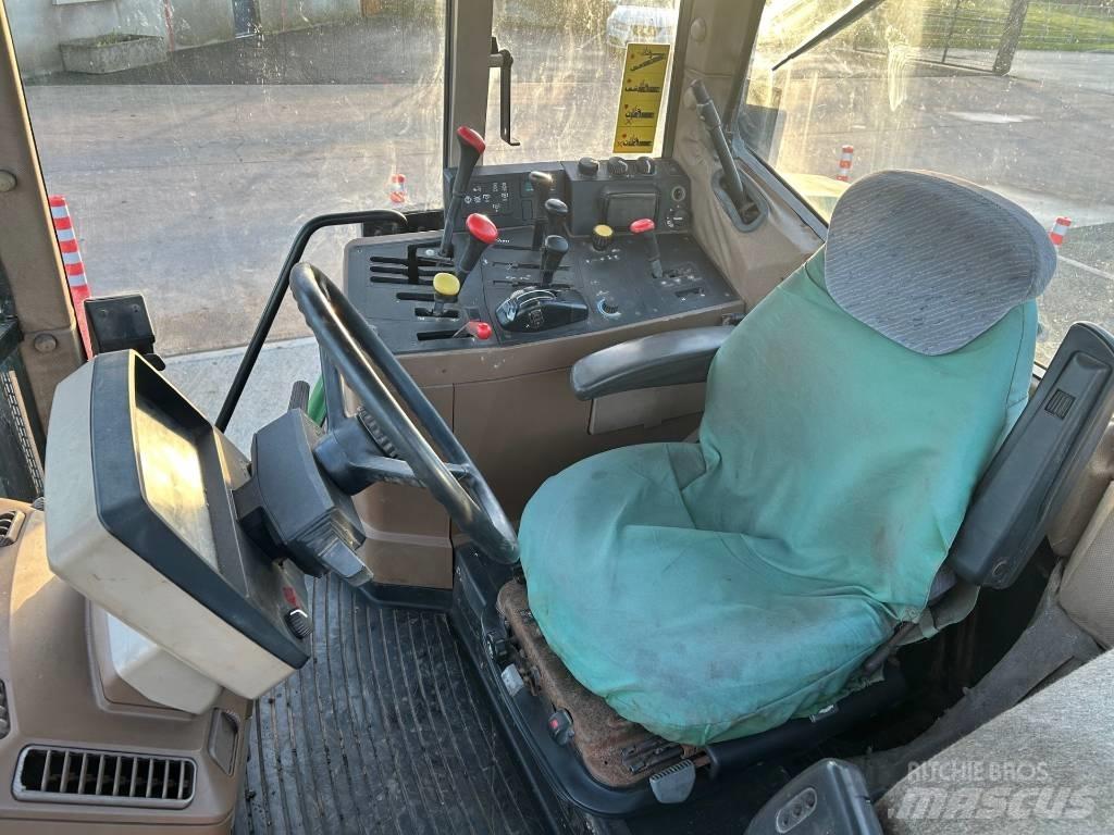 John Deere 6800 Trattori