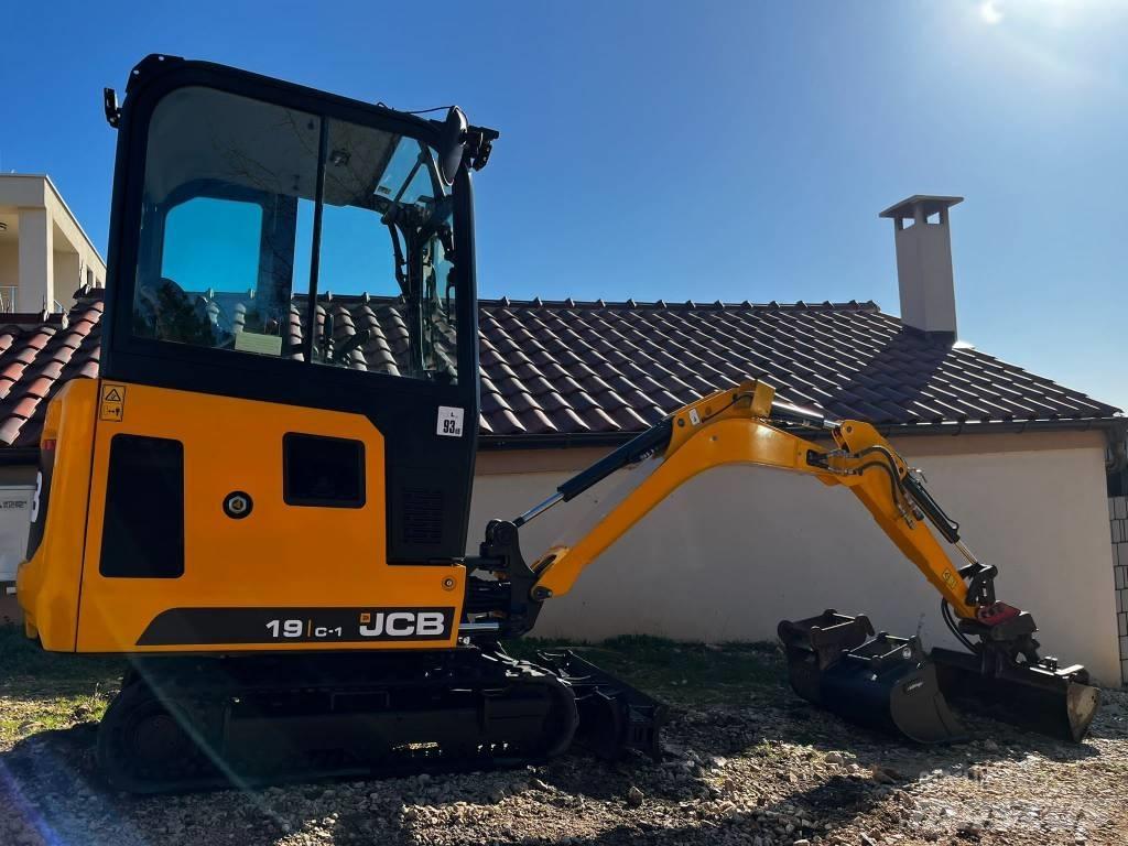 JCB 19 C-1 Miniescavatori