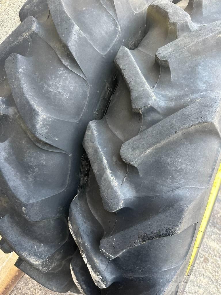 Alliance 230/95R28 Pneumatici, ruote e cerchioni