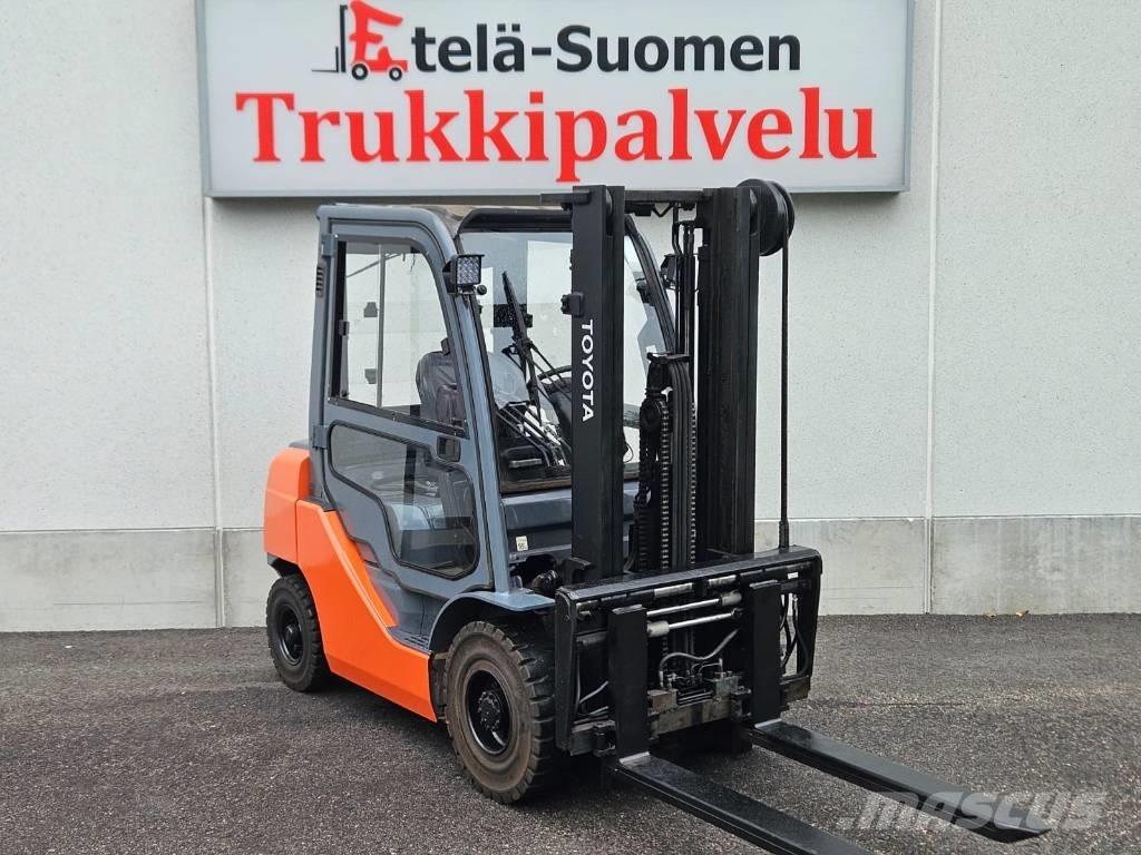 Toyota 02-8 FDF 25 Carrelli elevatori diesel