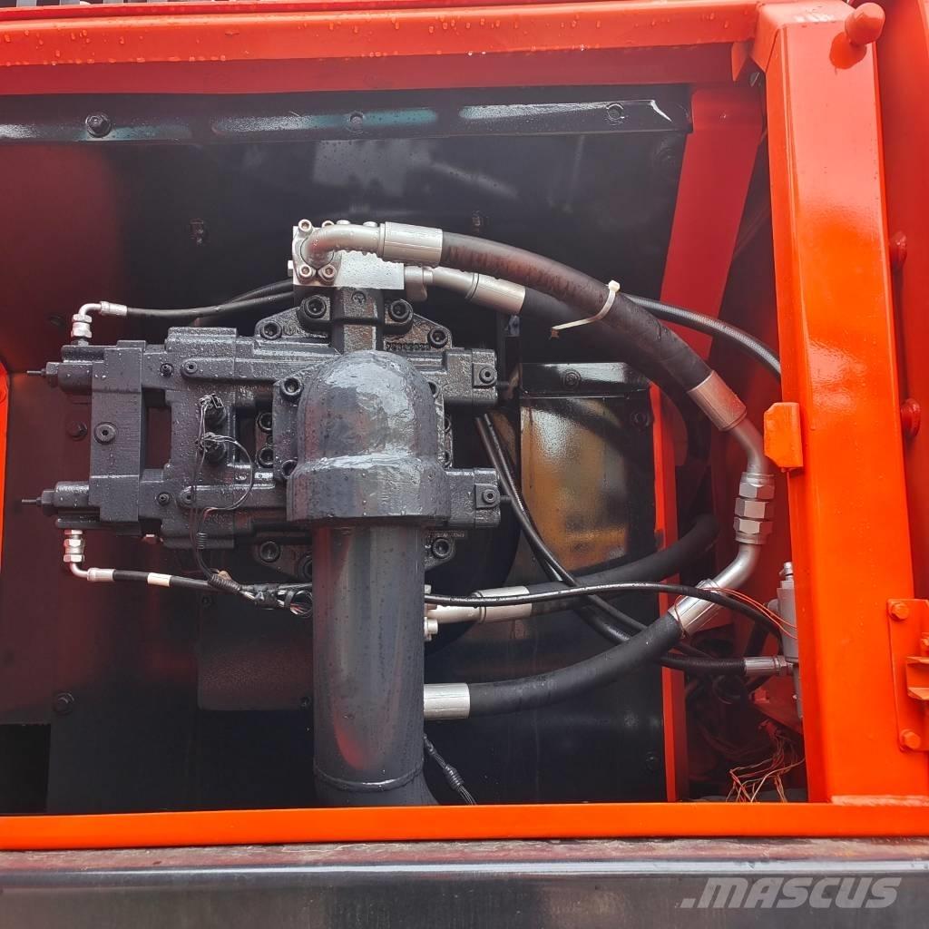 Doosan DX 340 LC Escavatori cingolati