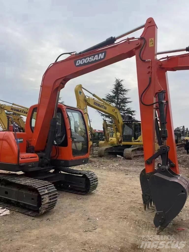 Doosan DX 80 Escavatori medi 7t - 12t