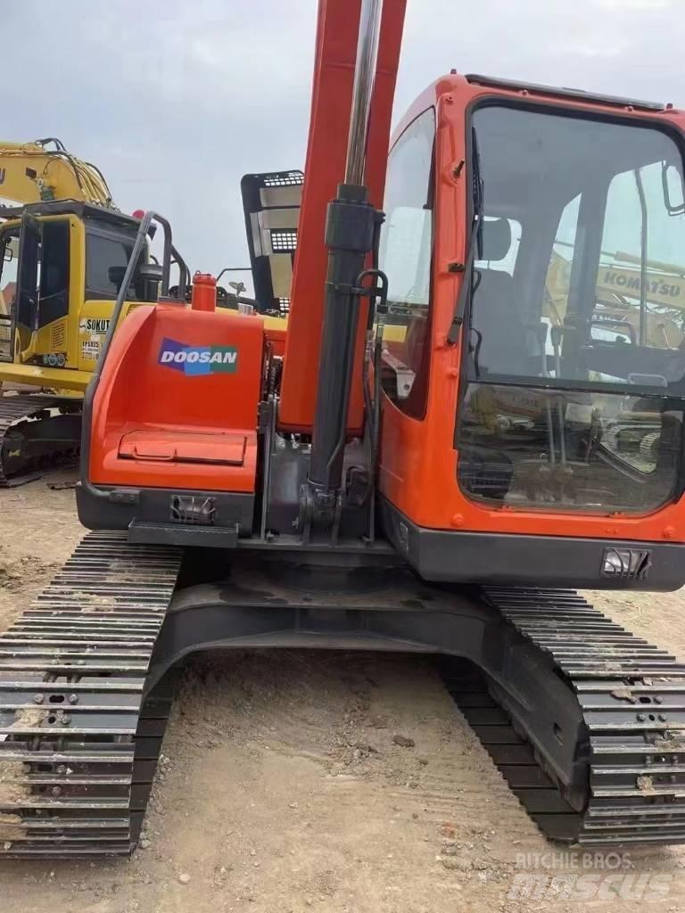 Doosan DX 80 Escavatori medi 7t - 12t