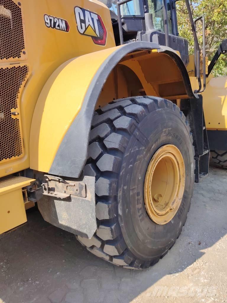 CAT 972 M Pale gommate