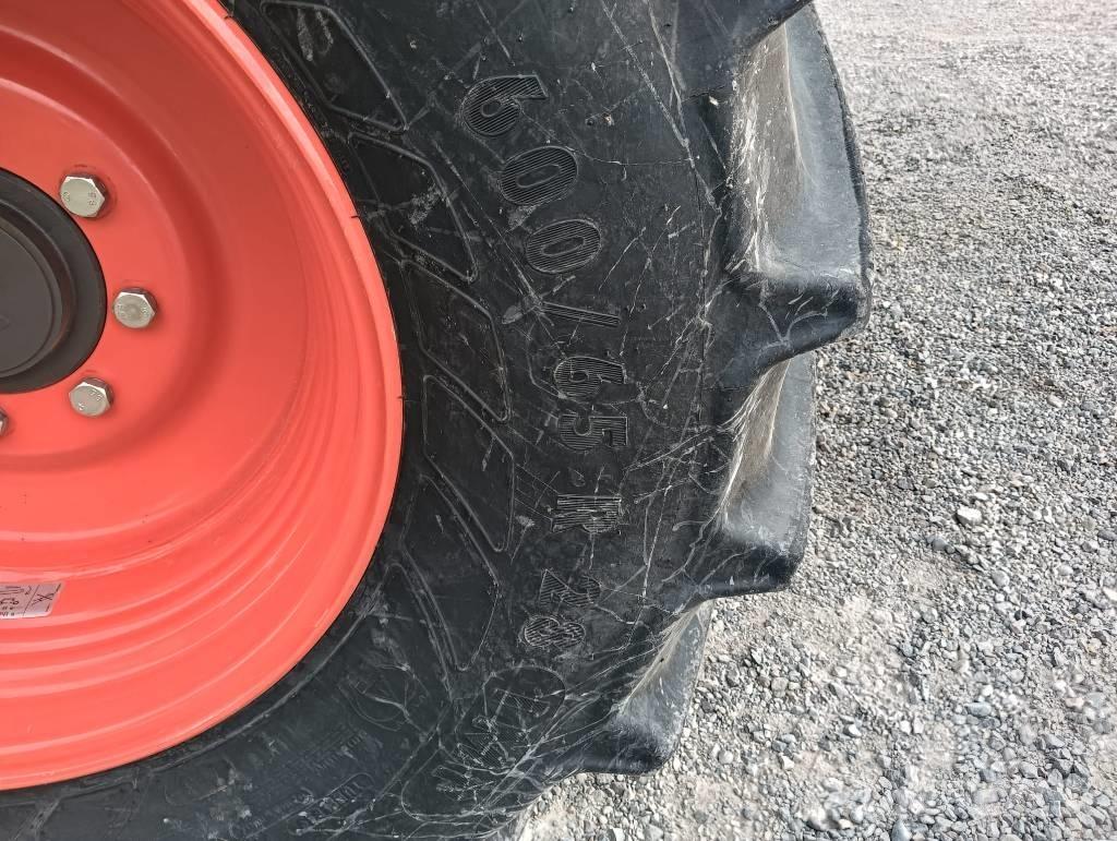 CLAAS TRION 750 Mietitrebbiatrici